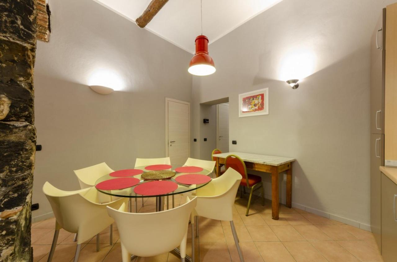 شقة Joivy Warm Family Flat For 9, Near Porto Antico جنوة المظهر الخارجي الصورة