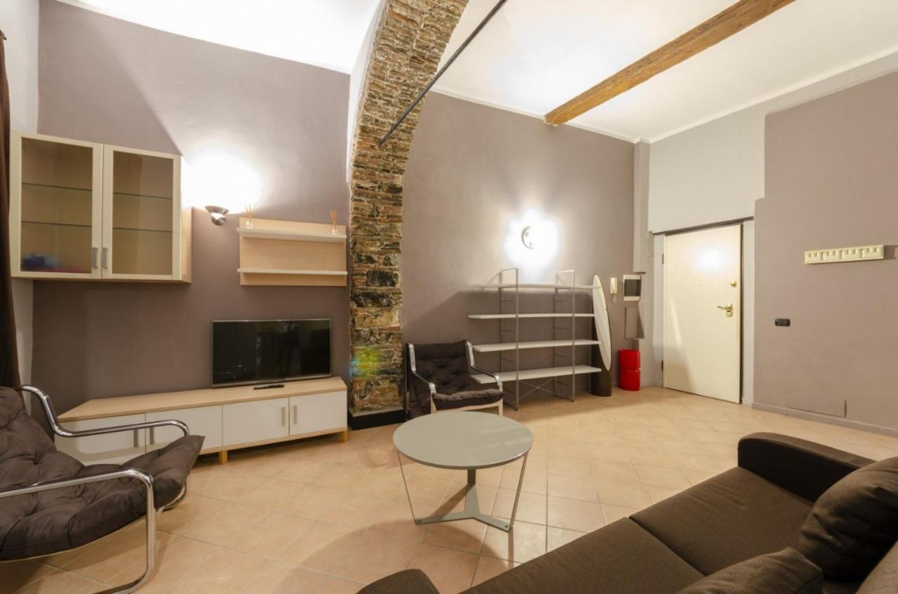 شقة Joivy Warm Family Flat For 9, Near Porto Antico جنوة المظهر الخارجي الصورة