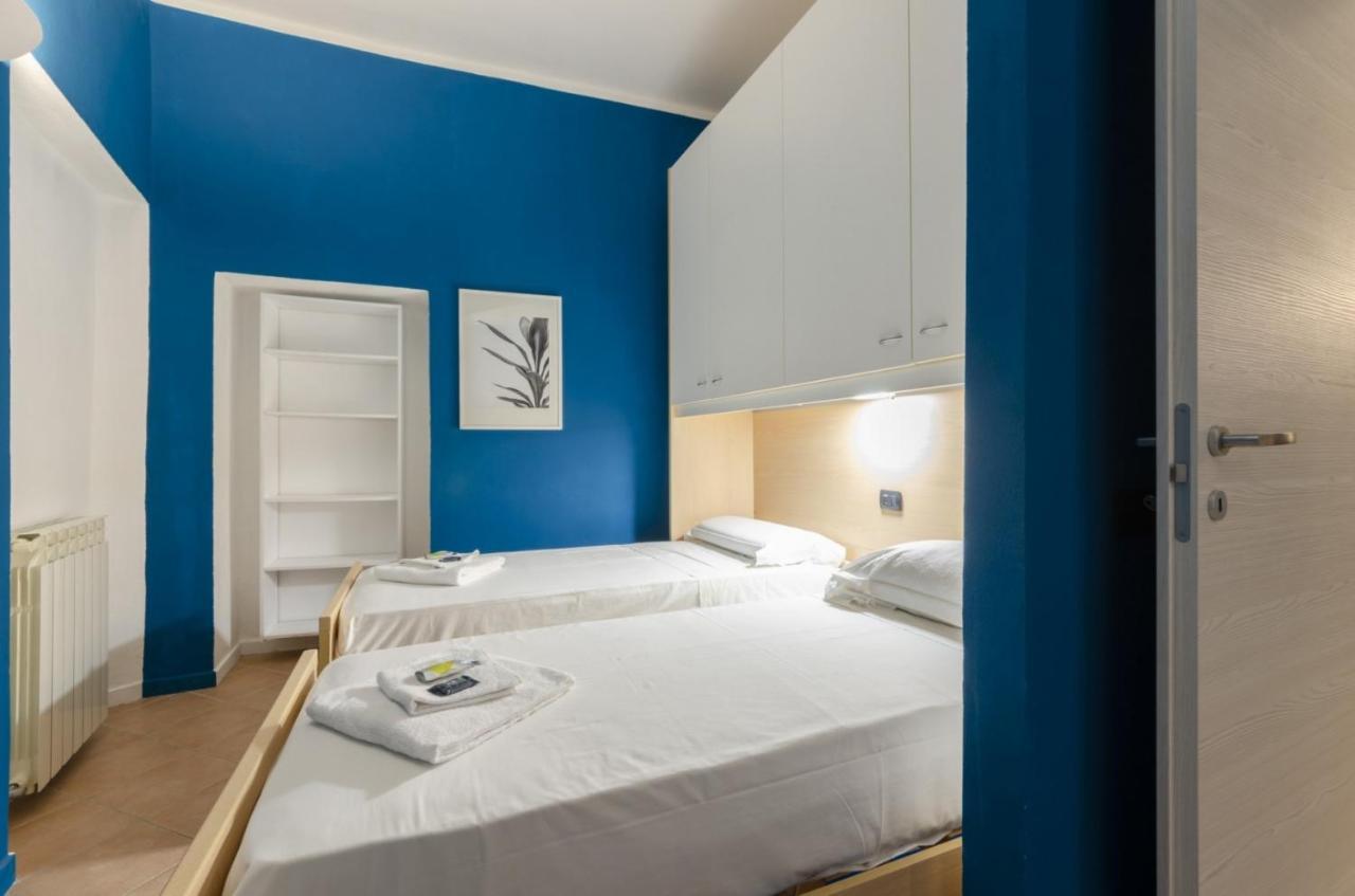 شقة Joivy Warm Family Flat For 9, Near Porto Antico جنوة المظهر الخارجي الصورة